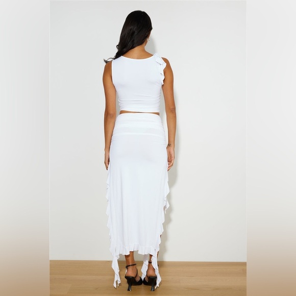 Lioness Rendezvous Top & Skirt Set In White – Size S – Gently Worn - Picture 8 of 9